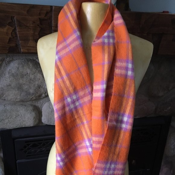 Burberry 100% Cashmere Scarf